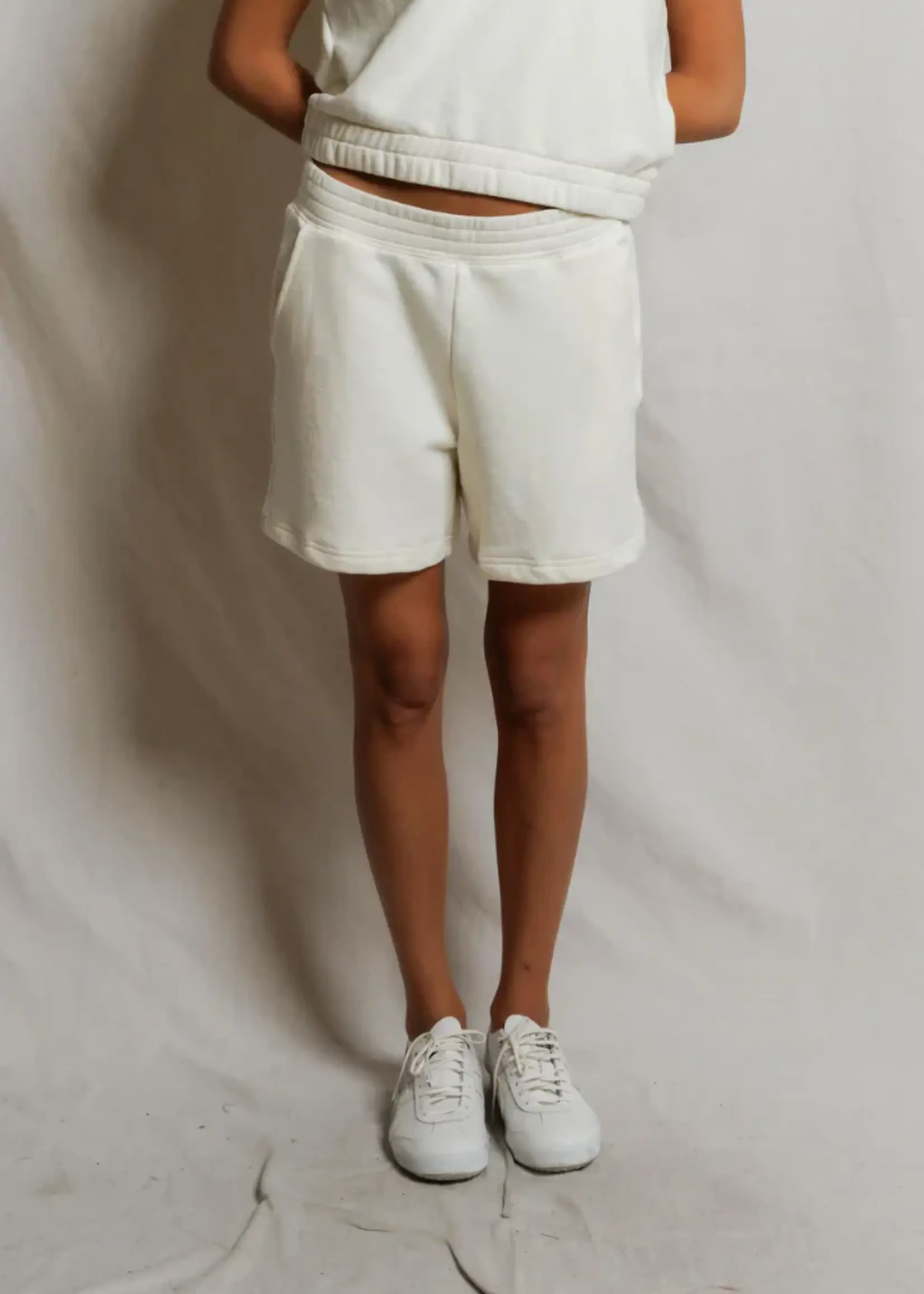 Perfect White Tee Bari Short