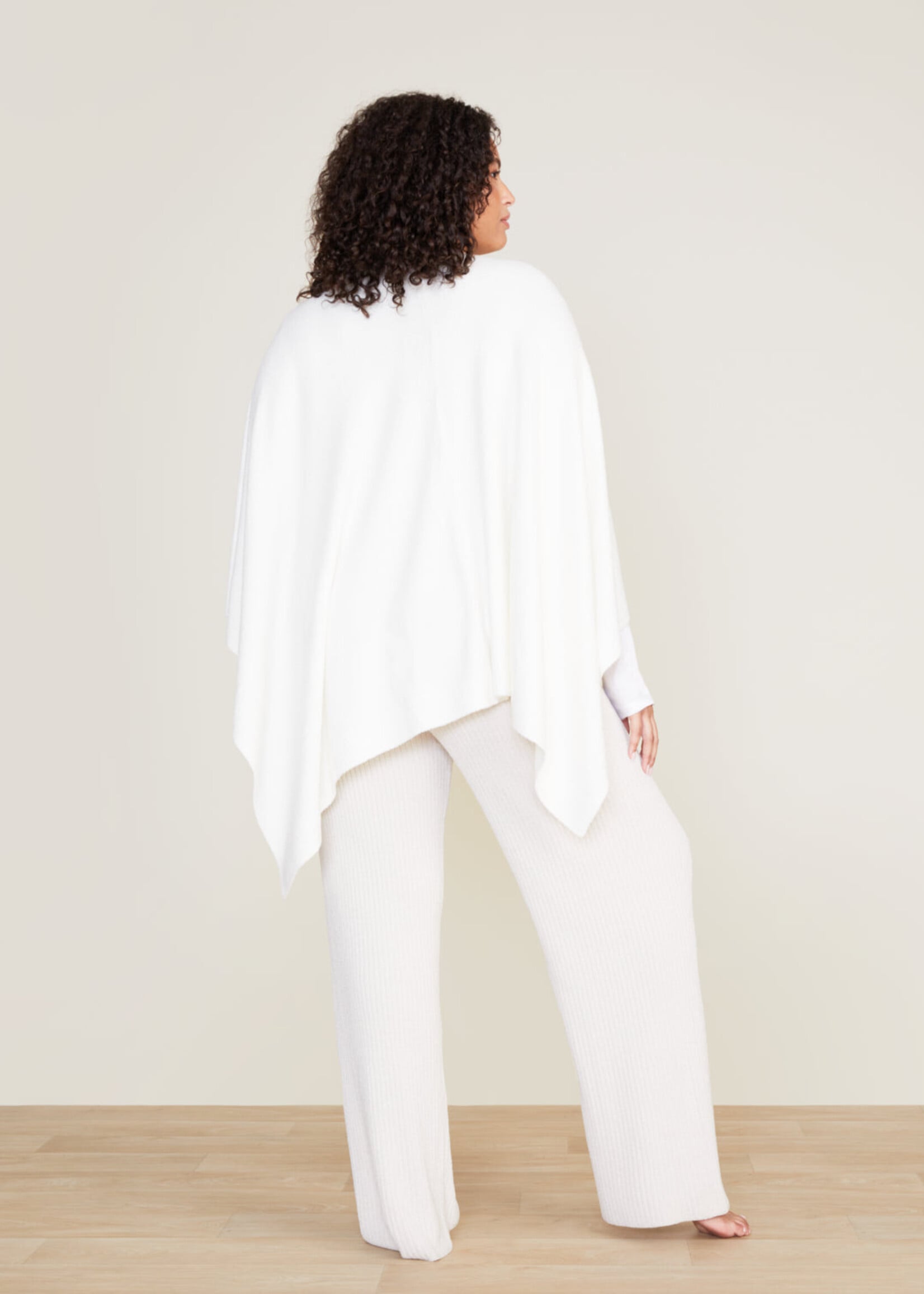 Barefoot Dreams CozyChic Lite Weekend Wrap