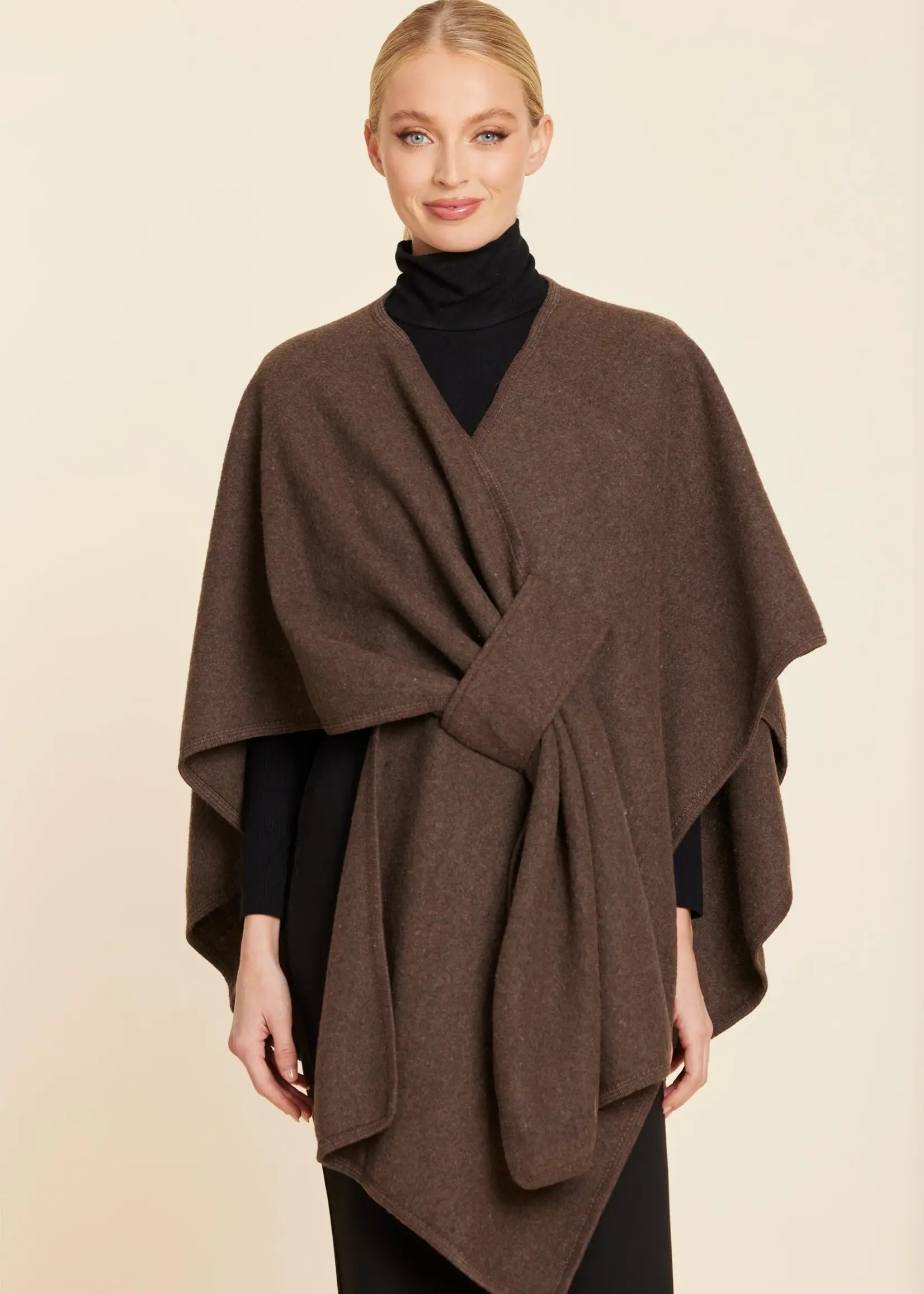 Dolce Cabo Knit Whip Stitch Wrap