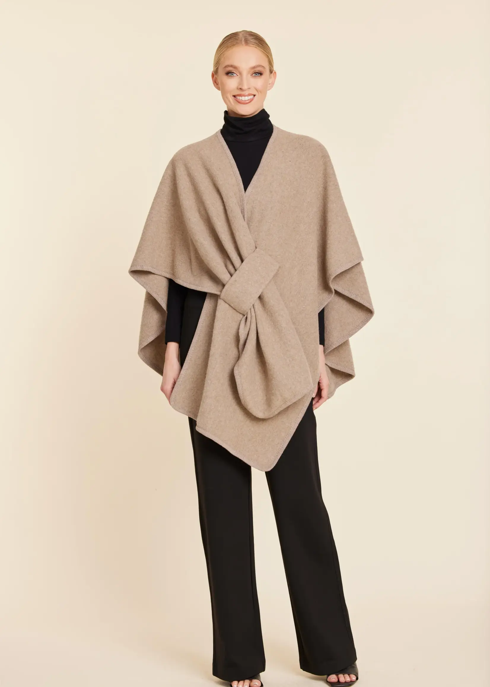 Dolce Cabo Knit Whip Stitch Wrap