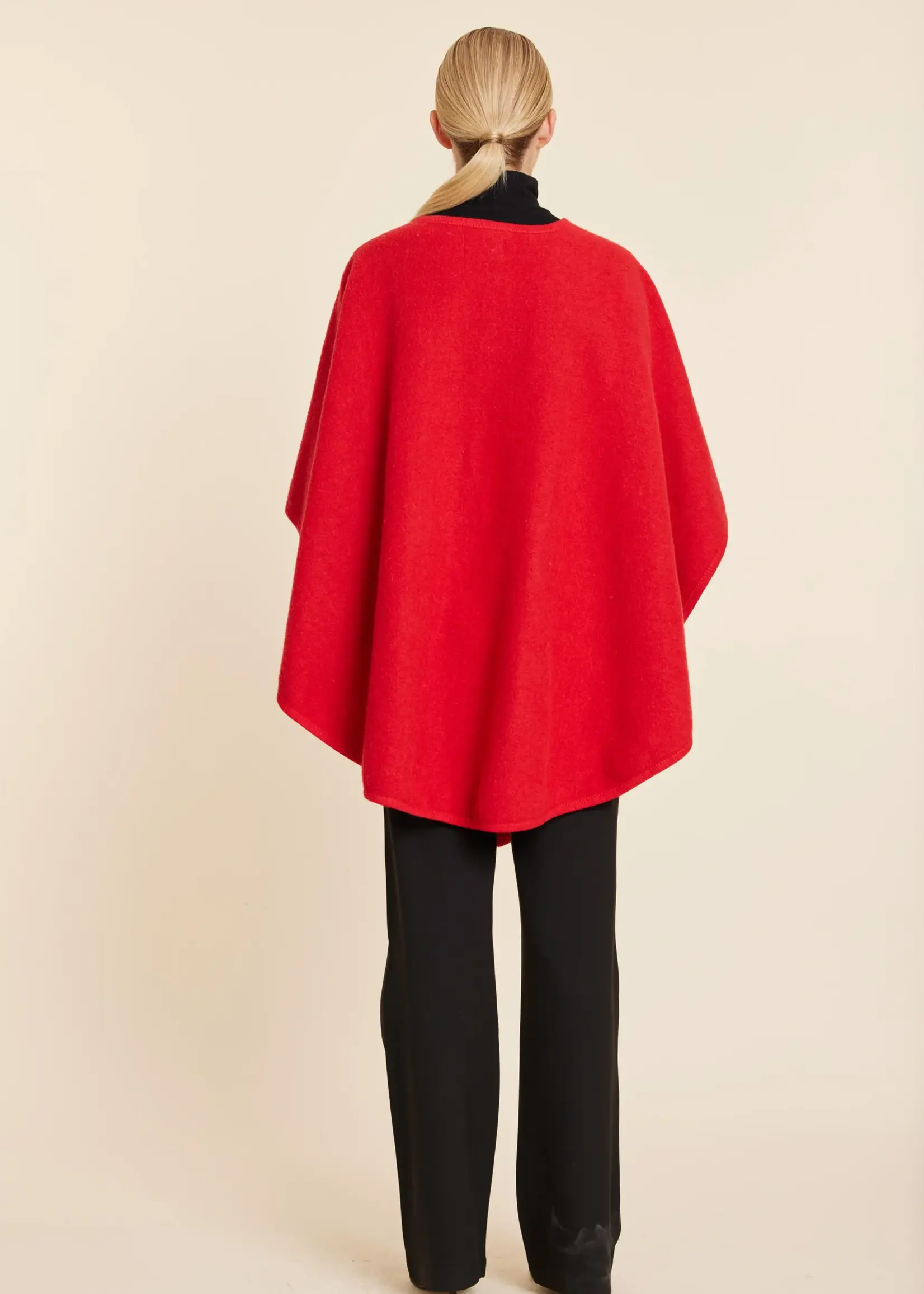 Dolce Cabo Knit Whip Stitch Wrap
