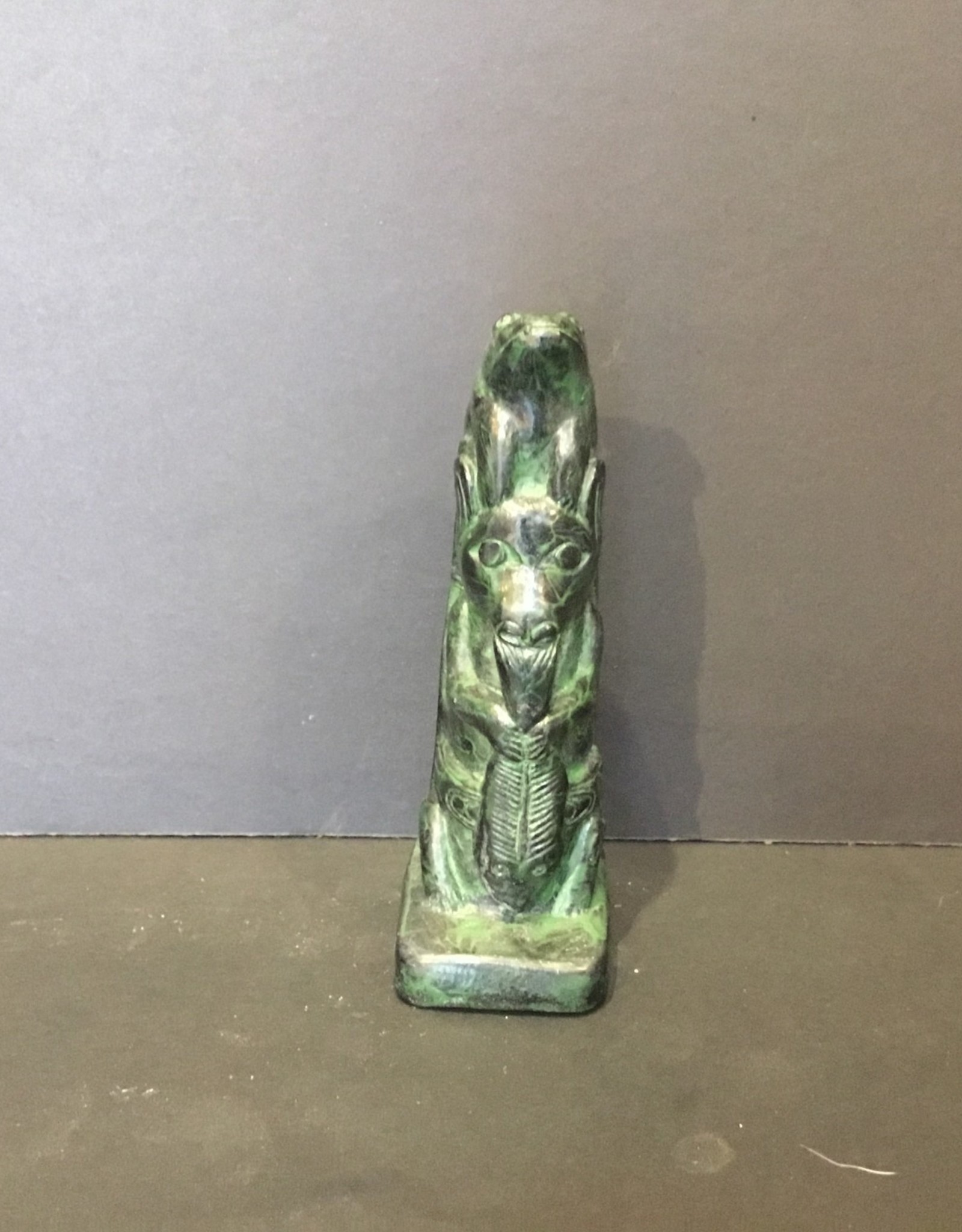 Native carving / Small Totom with frog on top