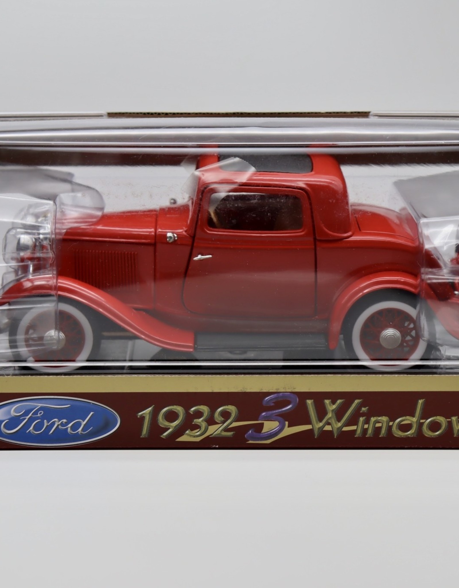 DieCast Car 1932 Ford 3 Window - C81