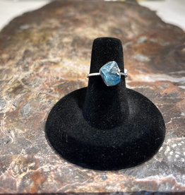 Jewelry - Rough Cut Blue Topaz Ring   .925 Sz 6