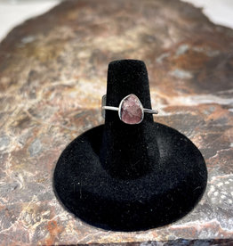 Jewelry - Rough Cut Rose Quartz  .925 Sz 8