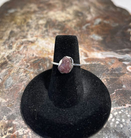 Jewelry - Rough Cut Rose Quartz  .925 Sz 6