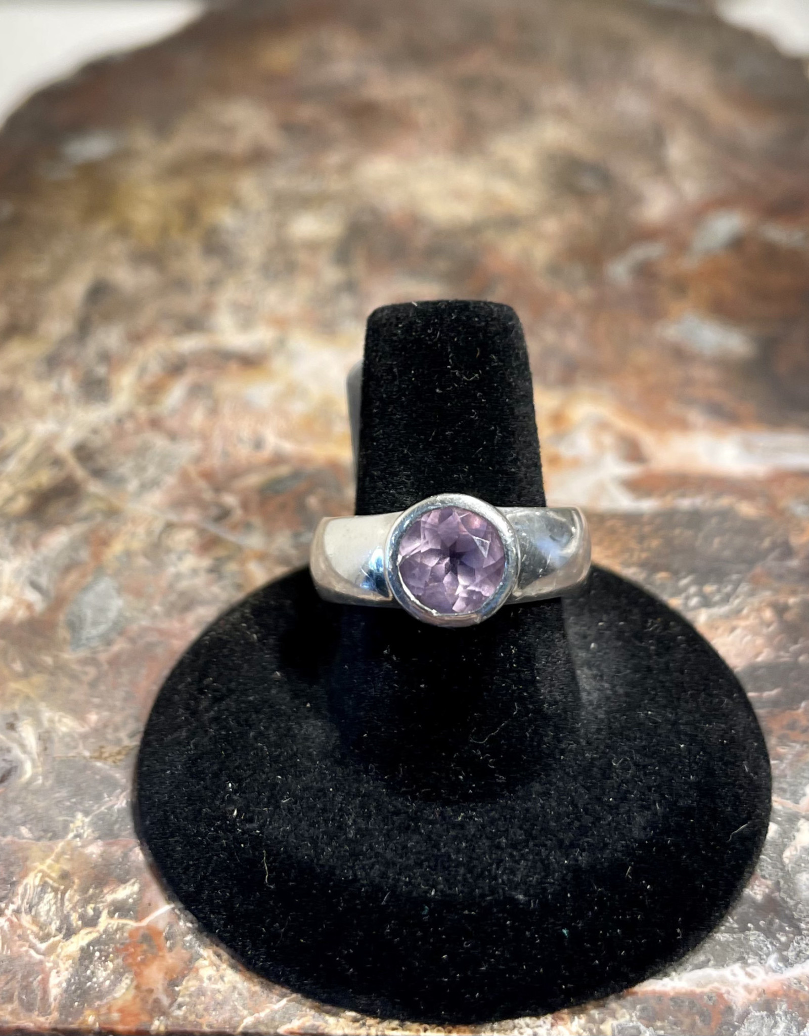 Jewelry - Amethyst Ring .925    size 8