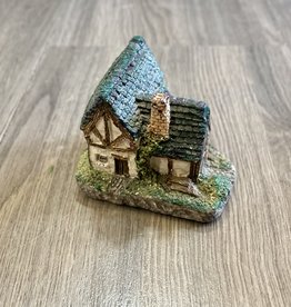 Christmas Ornament - David Winter style cottages