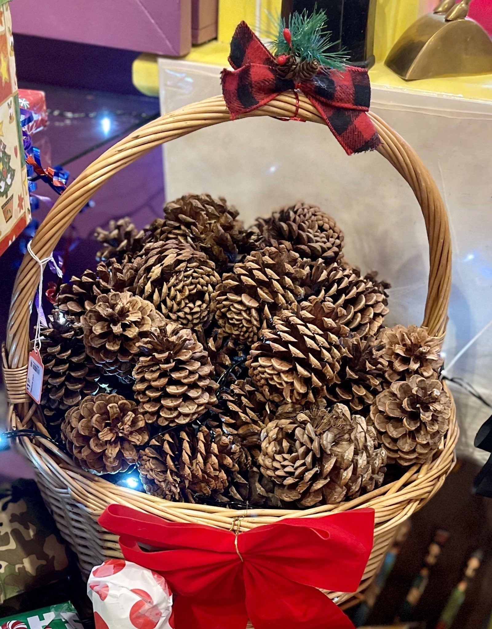 Christmas Ornament - Pinecone each