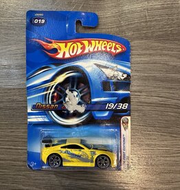 Toys Hot Wheels - 2006 First Edition 19/38 Nissan Z - Yellow