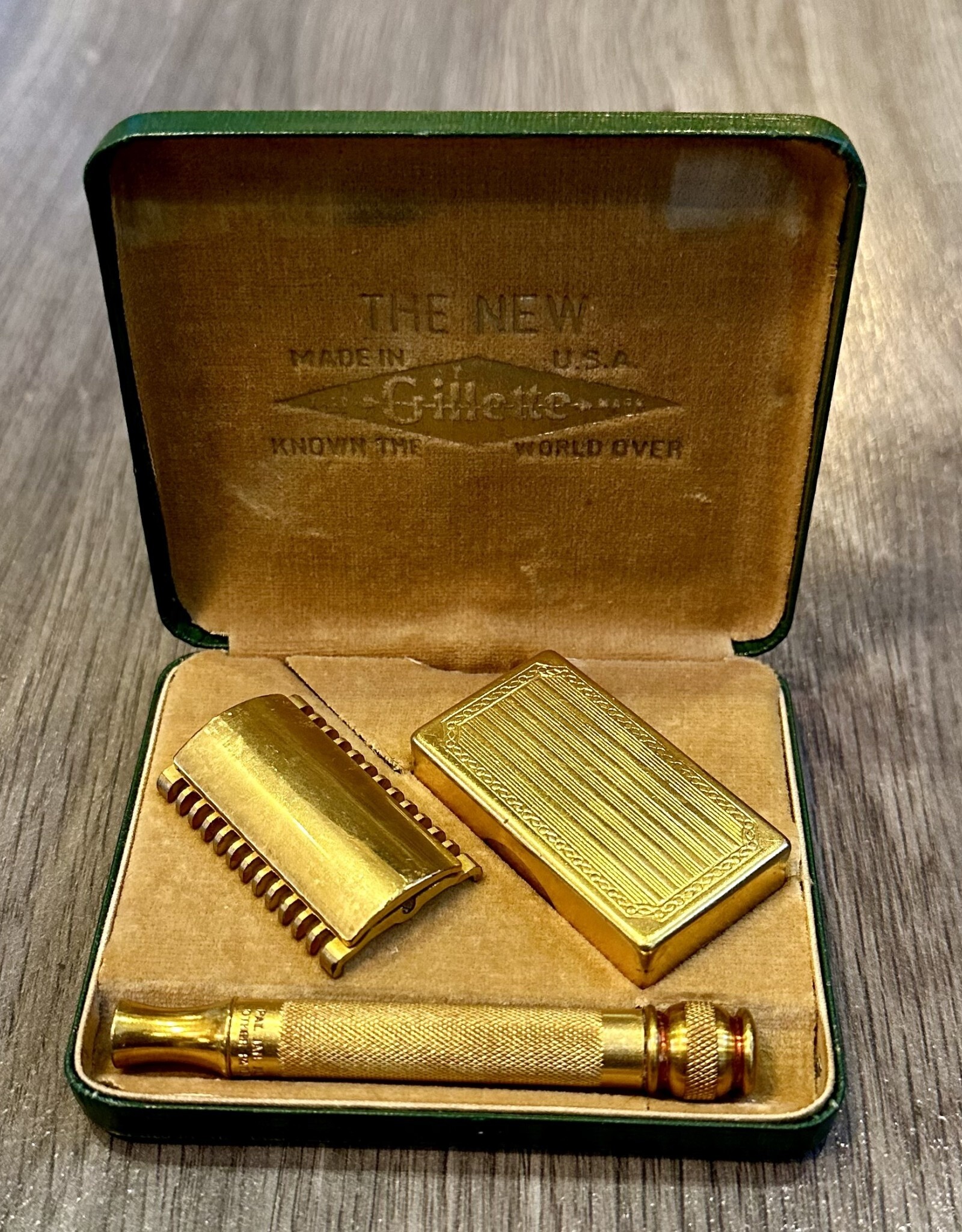 Purple Pigeon Treasures Gillette 1930s Windsor Ball Handle Double Edge Safety Razor Set