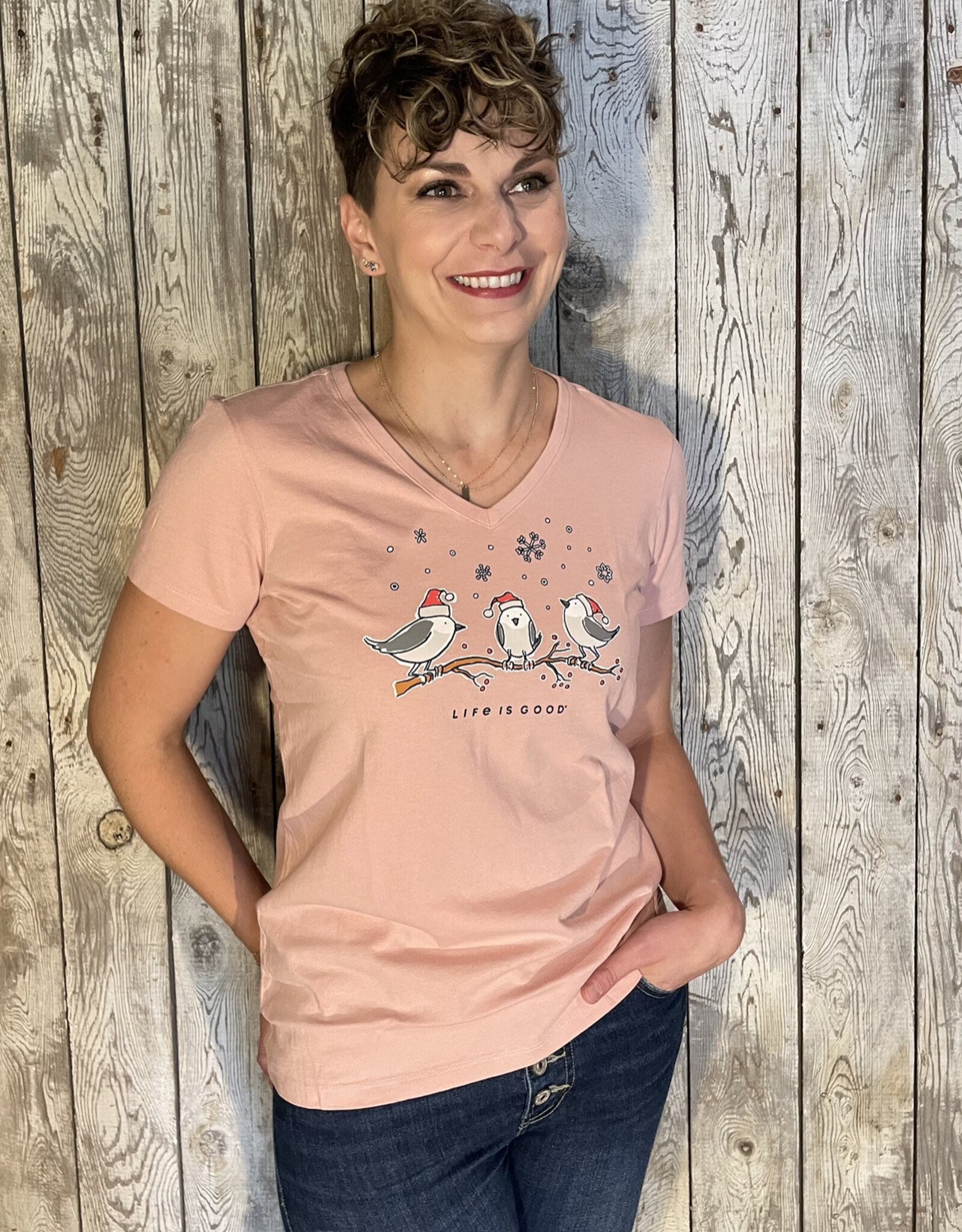 Life Is Good SALE Women's Three Little Holiday Birds Short Sleeve Crusher Vee