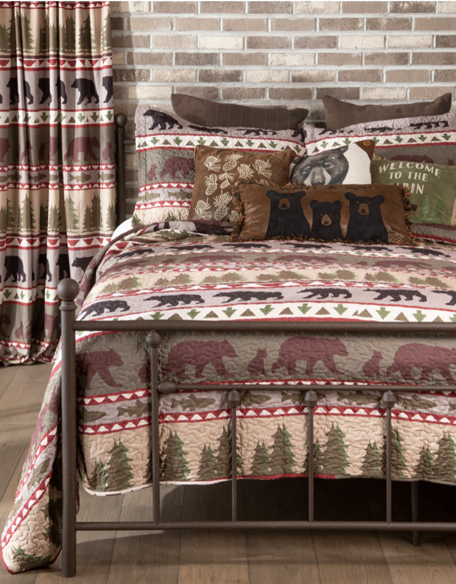 Carstens Bear Stripe Quilt Bed Set - King