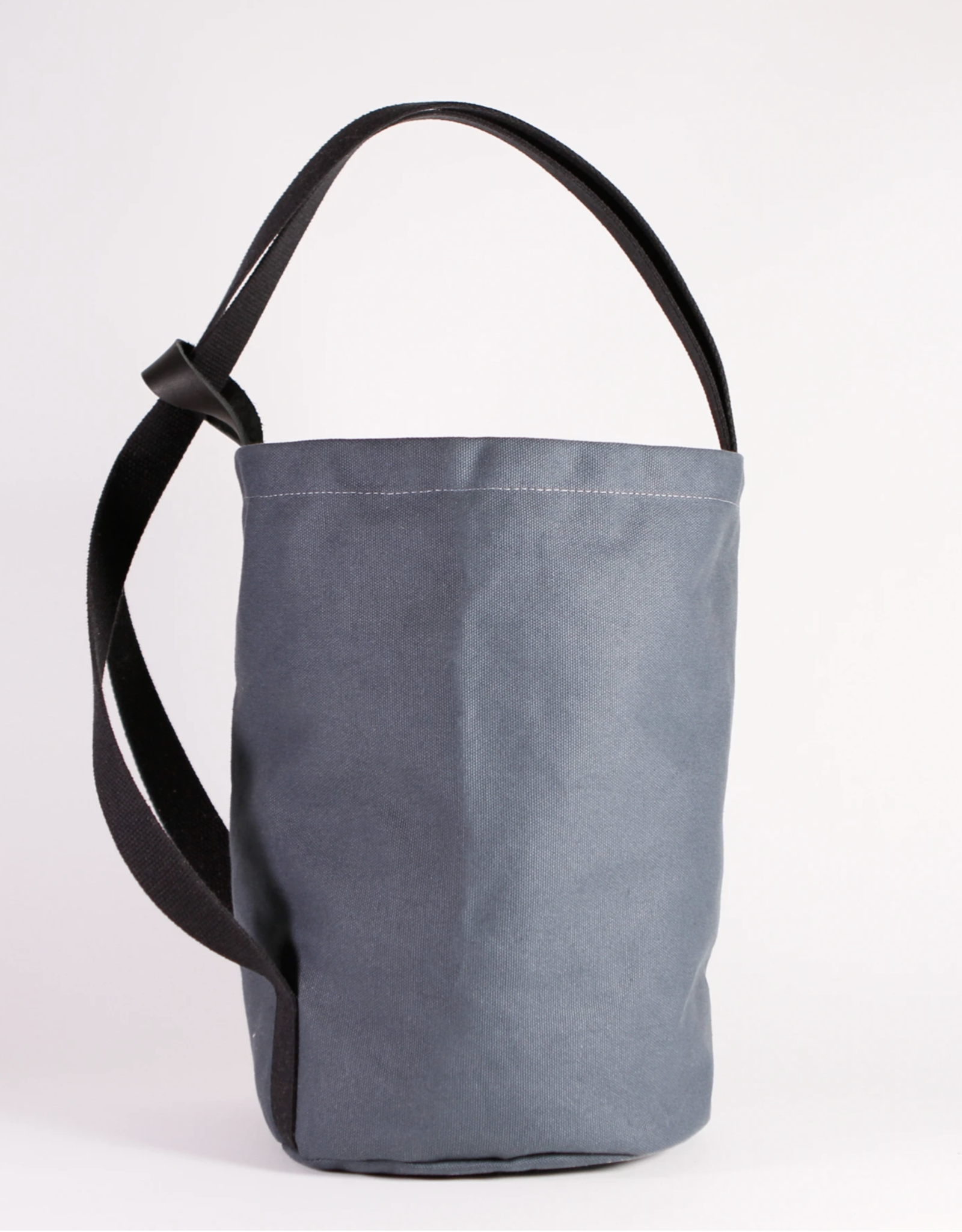Ritual Dyes Knitters Backpack 2024 www.alhudapk