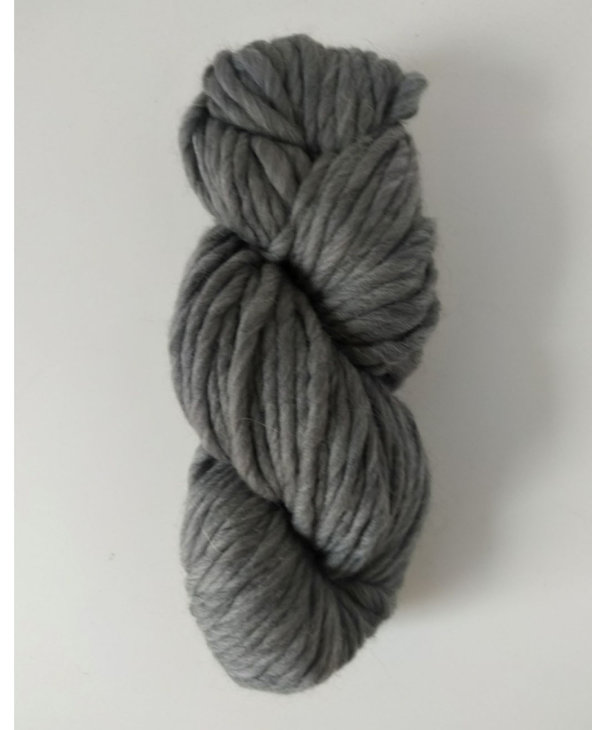 CHUNKY COLOUR BLEND YARN BLACK