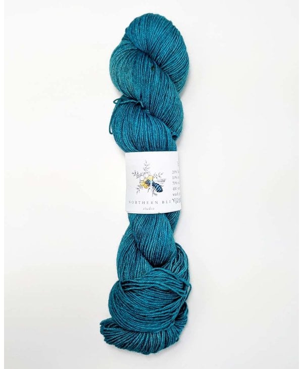 Color : northern bee blue