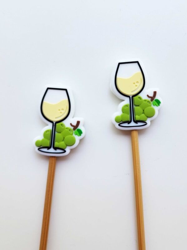 Minnie & Purl Stitch Stoppers White Wine