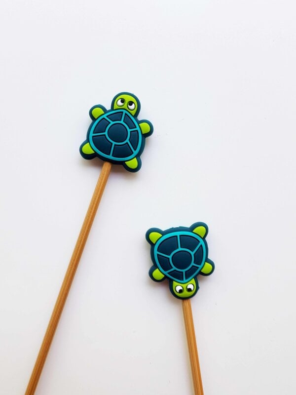 Minnie & Purl Stitch Stoppers Turtles Swimming