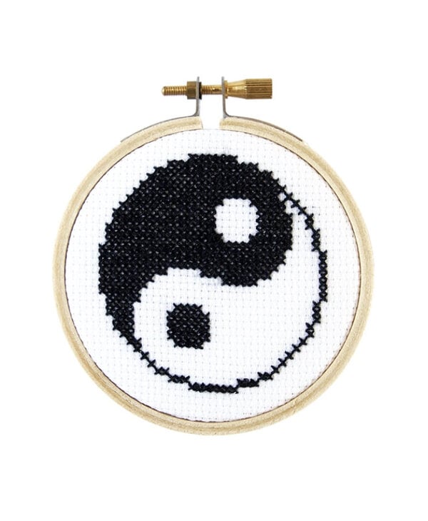 Stranded Stitch Mini Cross Stitch Kit yin-yang