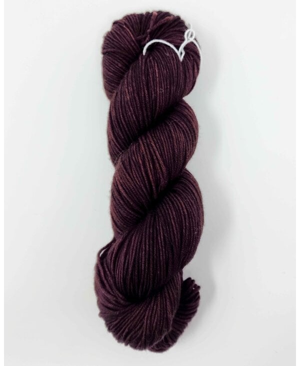 Color : dried tamarind