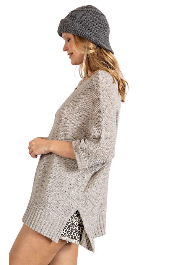 Lightweight Knit Sweater In Heather Grey