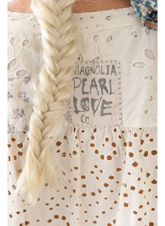 Magnolia Pearl Eyelet Sitting Bull Shirt