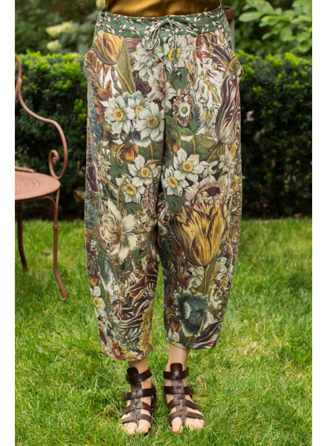 Market of Stars Love Grows Wild Artist Pants ONE SIZE