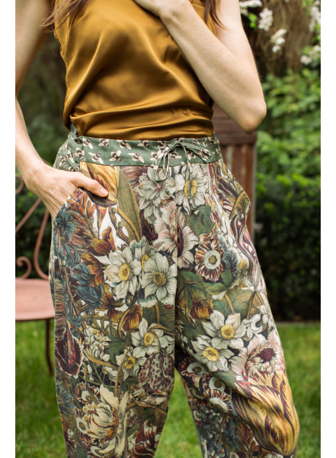 Market of Stars Love Grows Wild Artist Pants ONE SIZE