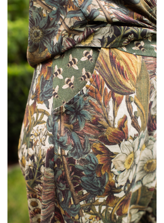 Market of Stars Love Grows Wild Artist Pants ONE SIZE