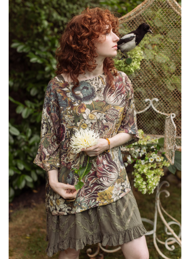Market of Stars Love Grows Wild Luxe Tee ONE SIZE