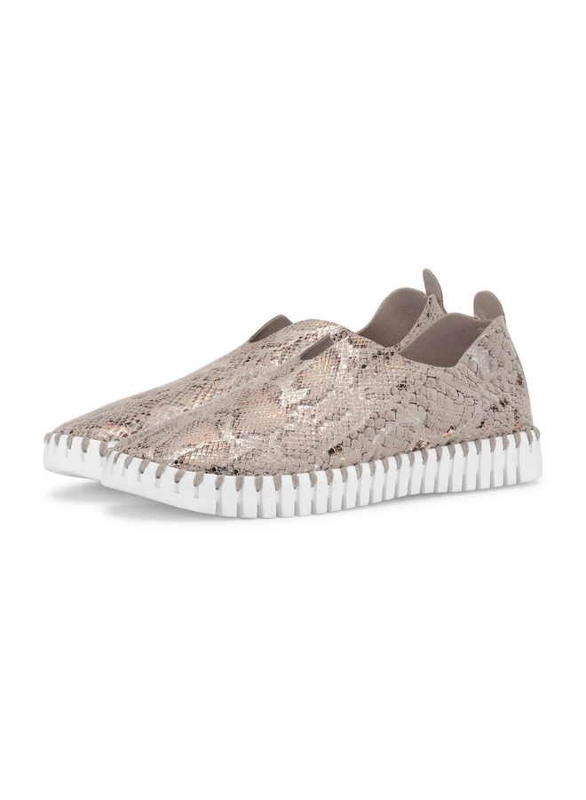 Ilse Jacobsen Metallic Snakeskin Tulip Shoe in Wheat