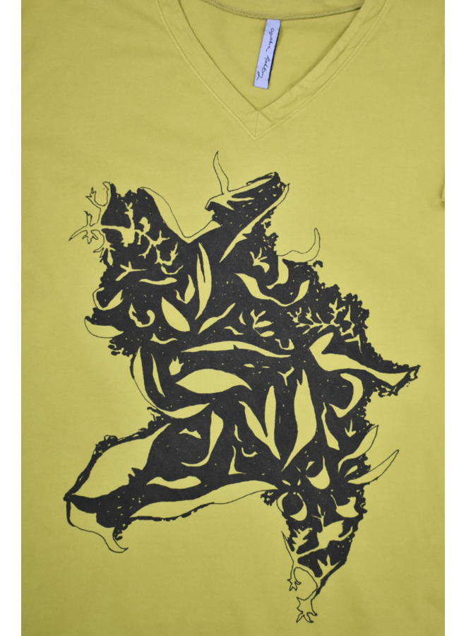 Cynthia Ashby Leo Leaves Tee in Karma
