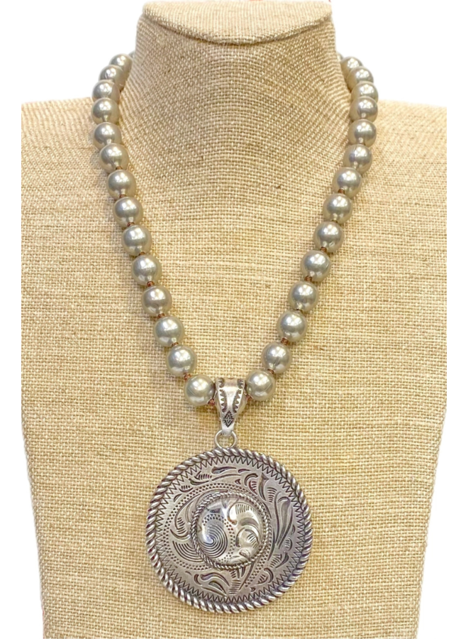 Sombrero Necklace