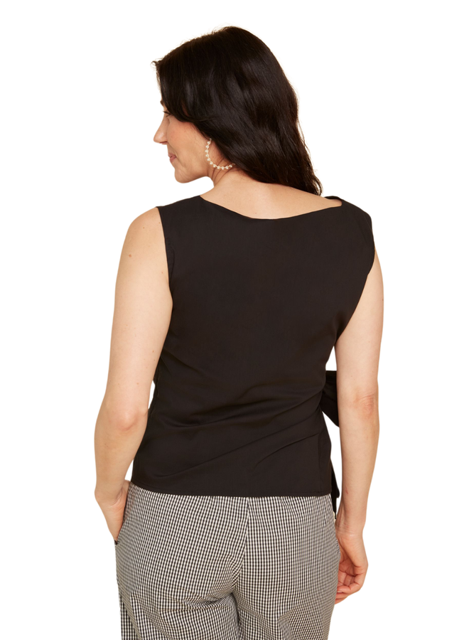 Renuar Crisp Cotton Top in Black