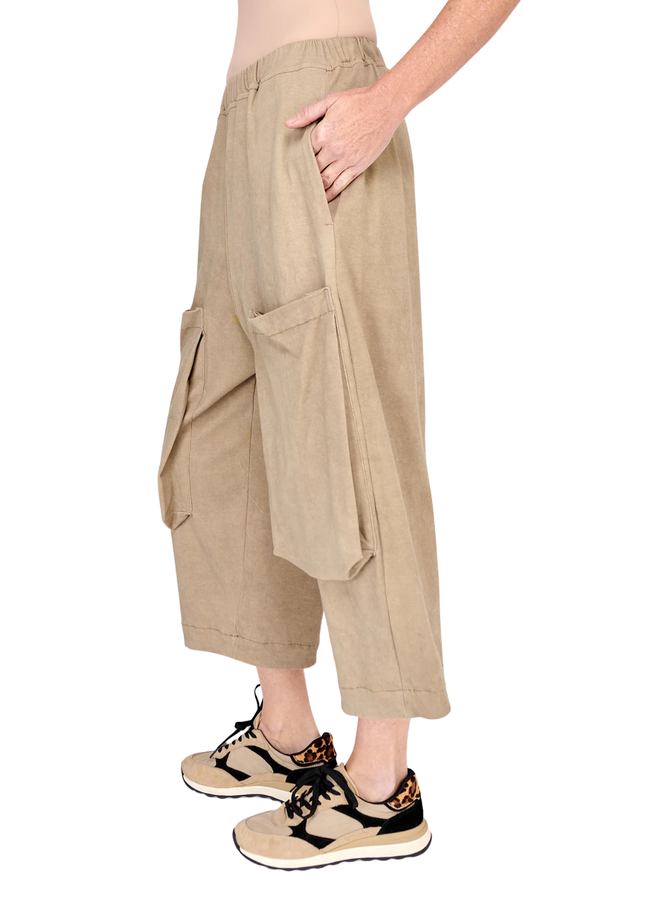 Alembika Urban Cutlass Pocket Pants in Camel