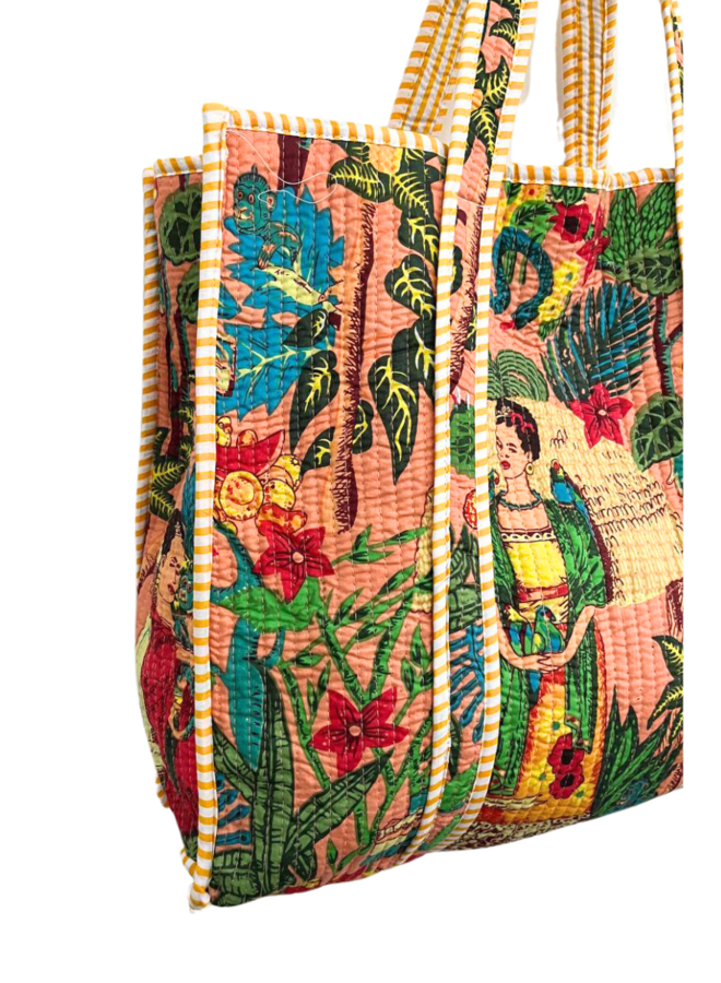 Frida Tote Bag in Peachy