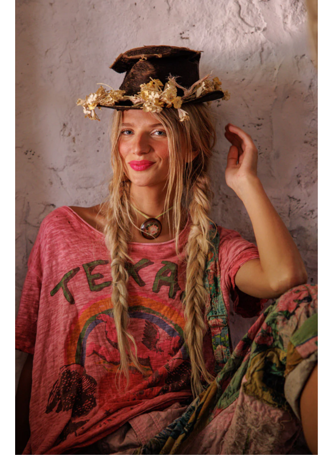 Magnolia Pearl Texas is for Lovers Tee in Roza