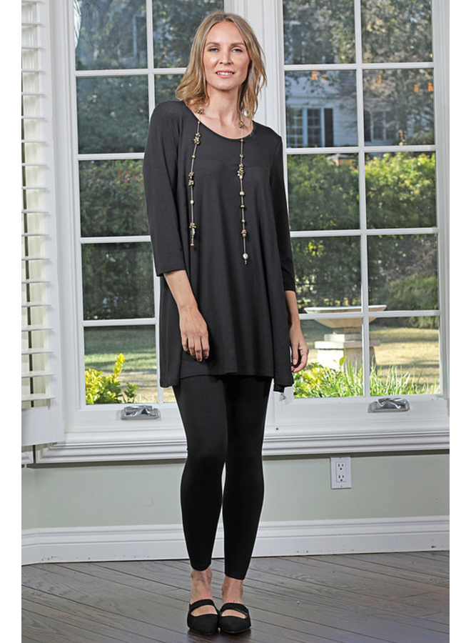 Chalet Basic 3/4 Sleeve Tunic In Black