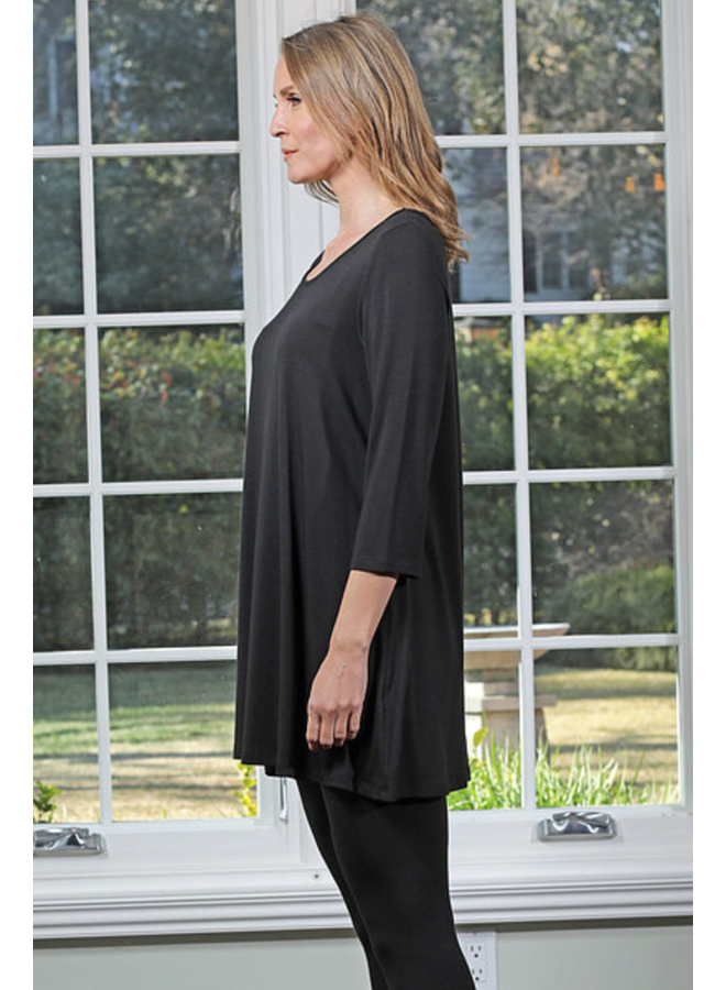 Chalet Basic 3/4 Sleeve Tunic In Black