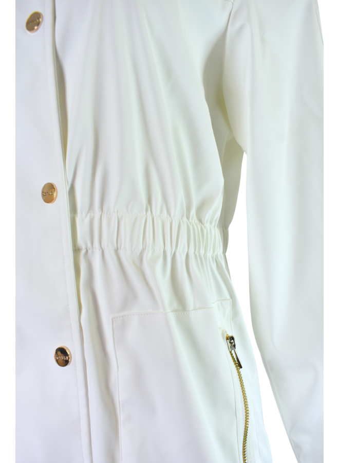 Renuar Raincoat in Creme