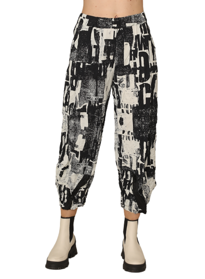 Chalet Wilka Pant in Typo