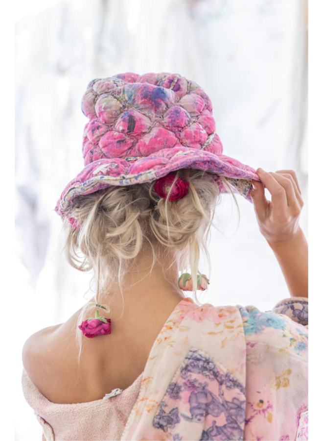 Magnolia Pearl Dip Dye Poe Bubble Hat