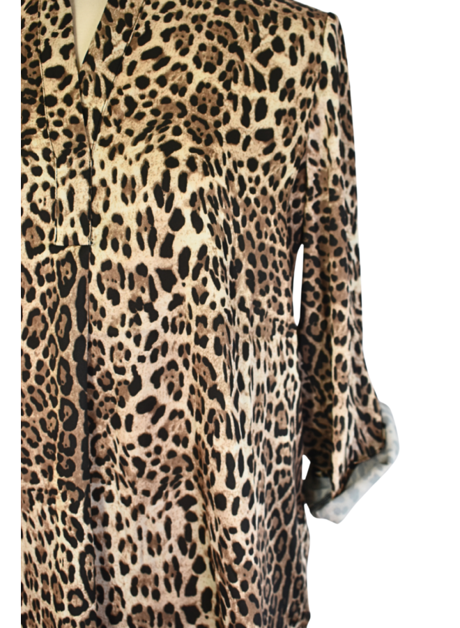 Renuar V-Neck Blouse in Leopard