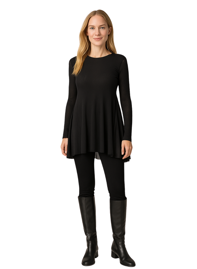 Petit Pois Flair Crew Neck Top In Black