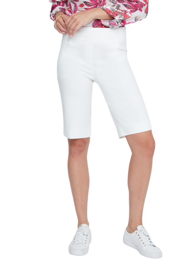 Renuar Bermuda Shorts In White
