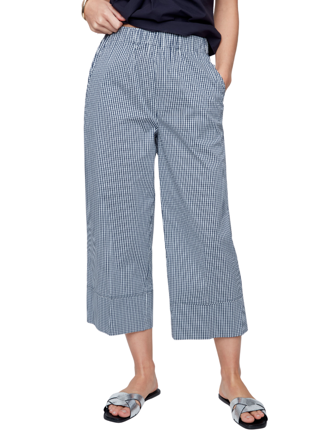 Renuar Crisp Cotton Crop Pant in Indigo Gingham