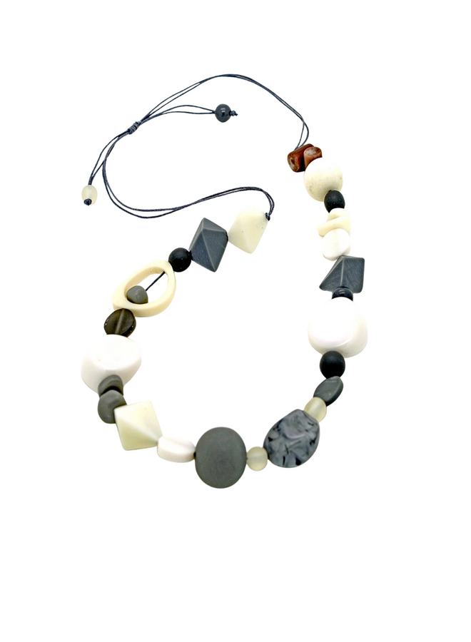 Mod Resin Necklace