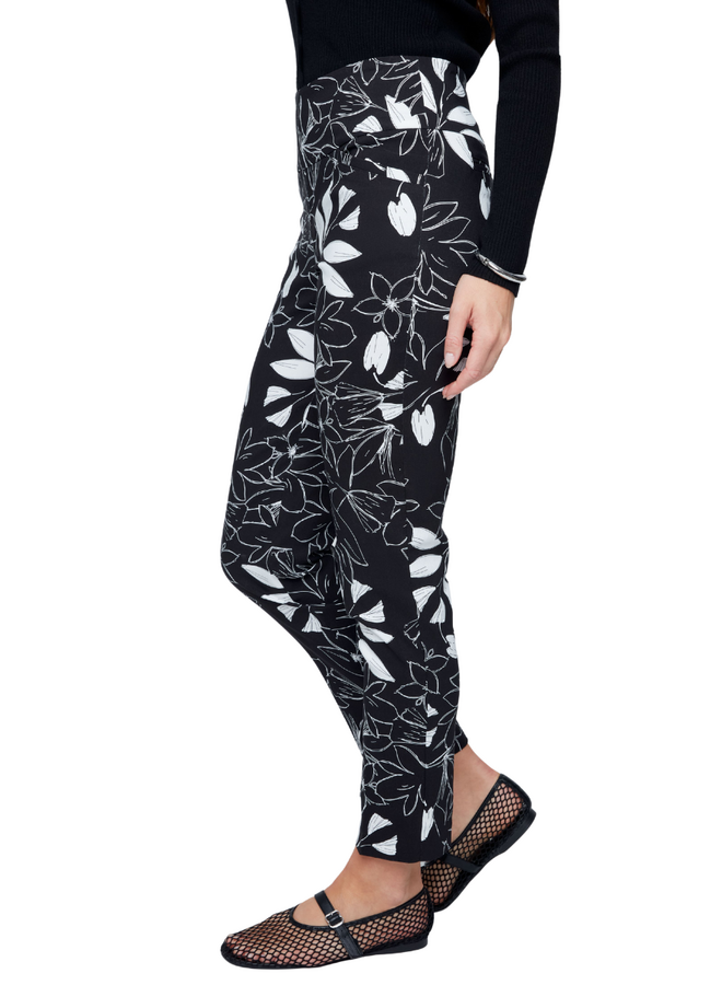 Renuar Slim Long Ankle Pant in Black Floral