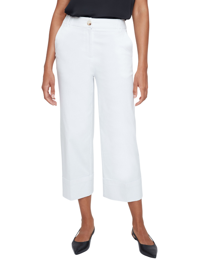 Renuar Lux Cuffed Crop Pant in White