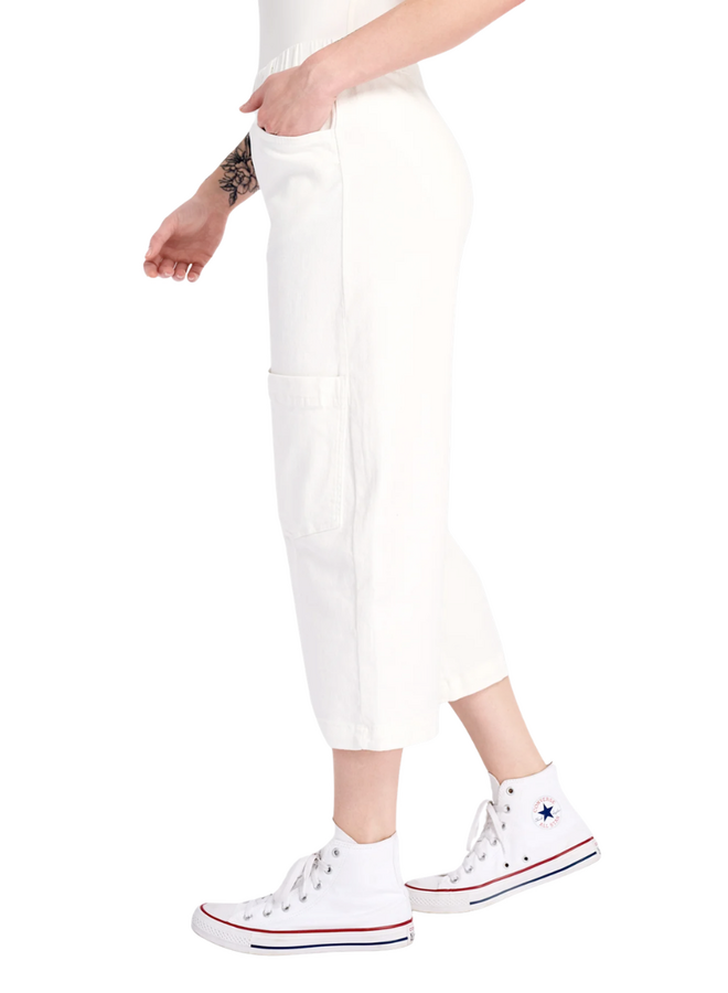 Alembika Palma Capri Cotton Pants in White